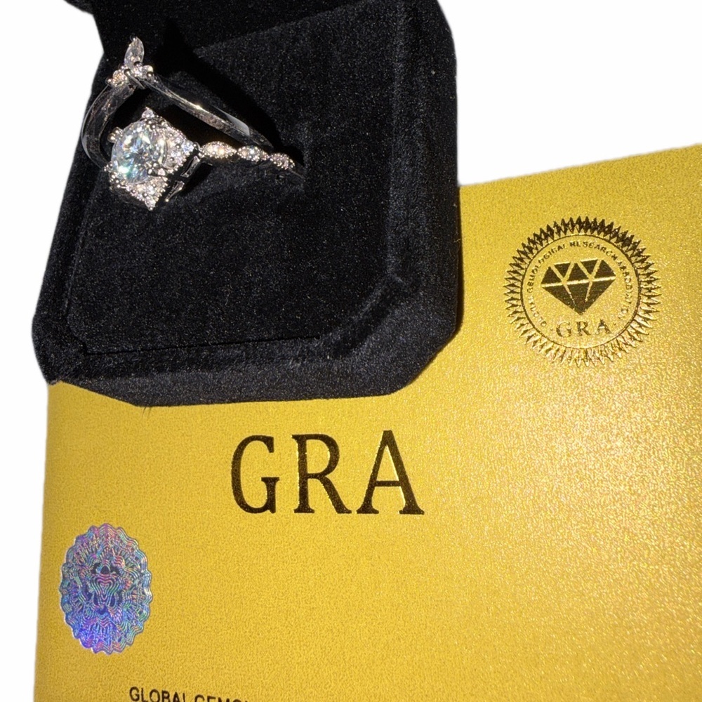 Moissanite 1.1ct Ring and Band Size:9 - Picture 2 of 4